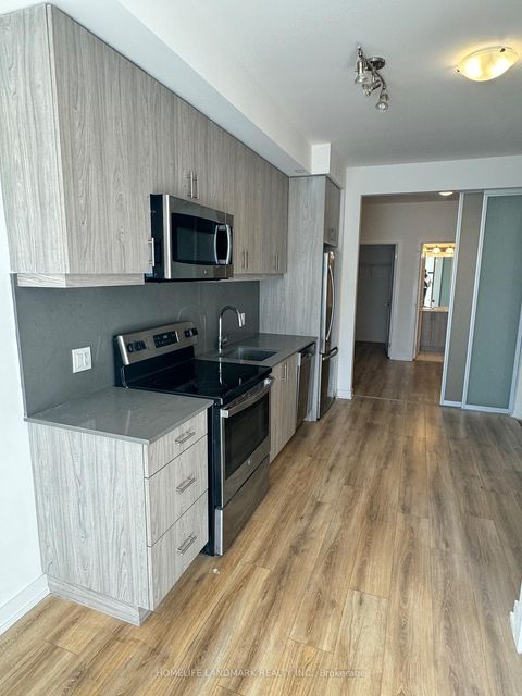 Photo 3 at 30 - 57 Finch Avenue W, Willowdale West, Toronto