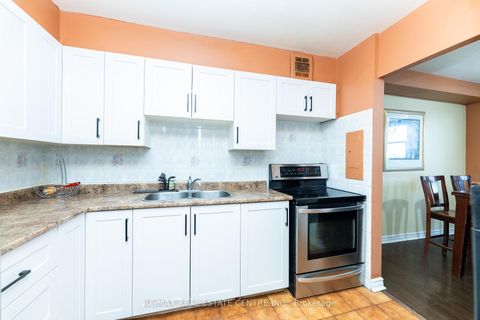 Photo 16 at 1009 - 3390 Weston Road, Humbermede, Toronto