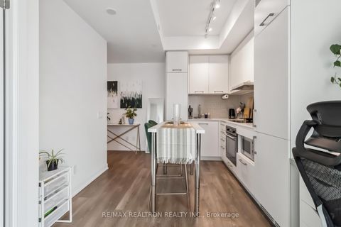 Photo 4 at 3306 - 87 Peter Street, Waterfront Communities C1, Toronto