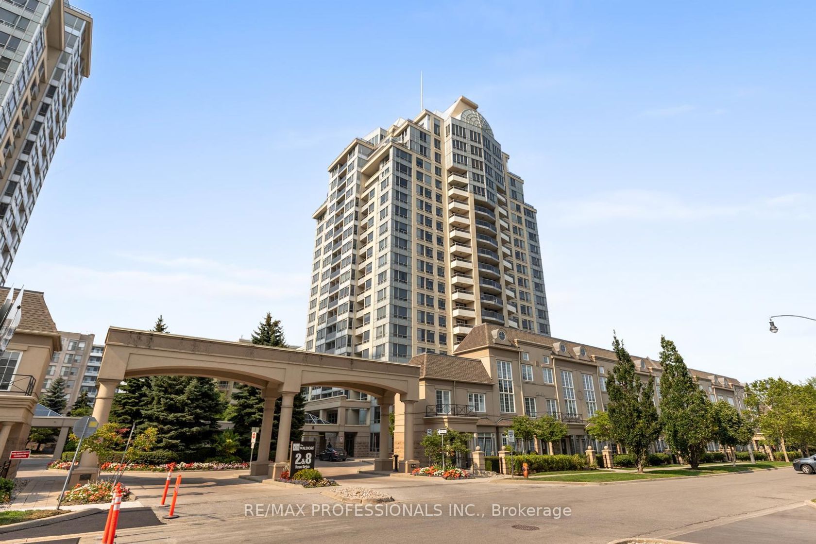 411 - 8 Rean Drive, Bayview Village, Toronto 