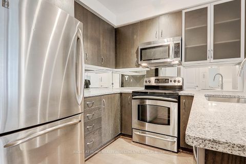 Photo 4 at 704 - 18 Yorkville Avenue, Annex, Toronto