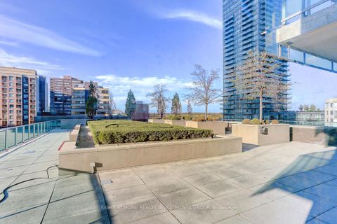 Photo 27 at 704 - 18 Yorkville Avenue, Annex, Toronto