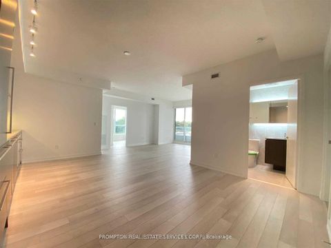Photo 3 at 511 - 115 Mcmahon Drive, Bayview Village, Toronto