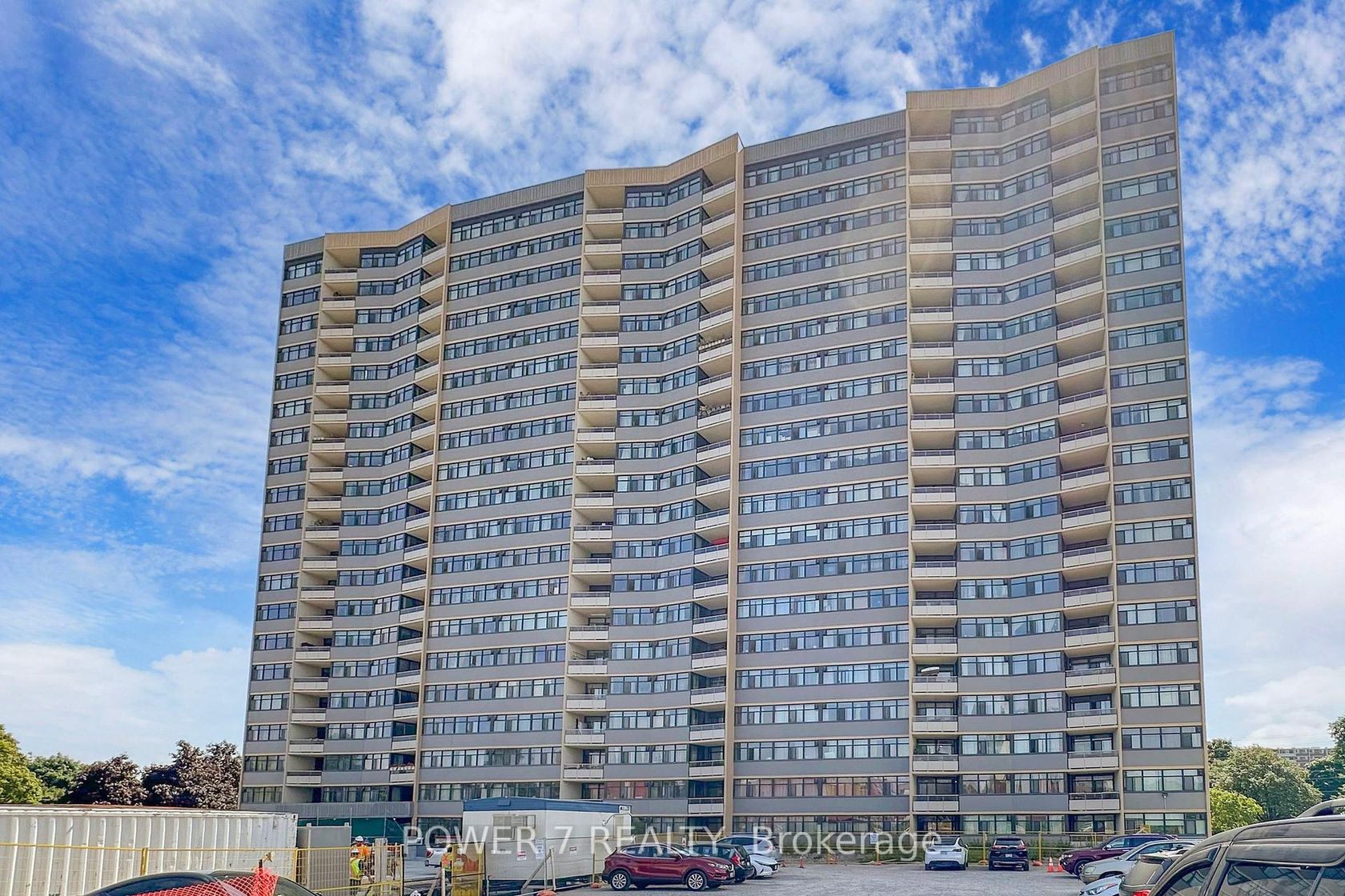 805 - 2050 Bridletowne Circle, L'Amoreaux, Toronto 
