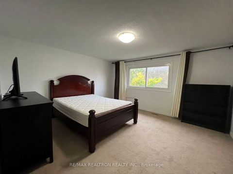 Photo 15 at 57 Copperwood Square, Milliken, Toronto