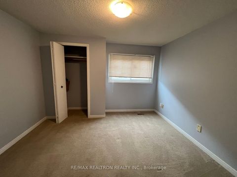 Photo 20 at 57 Copperwood Square, Milliken, Toronto