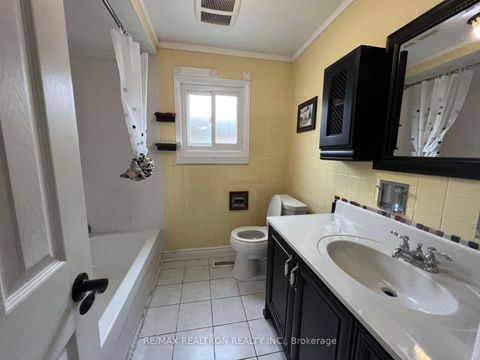 Photo 21 at 57 Copperwood Square, Milliken, Toronto