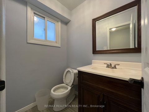 Photo 26 at 57 Copperwood Square, Milliken, Toronto
