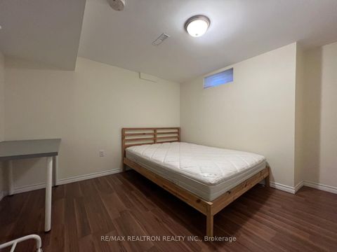 Photo 34 at 57 Copperwood Square, Milliken, Toronto