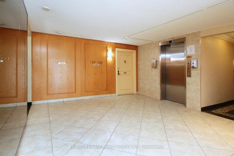 Photo 3 at 136 - 1300 Marlborough Court, FA Falgarwood, Oakville