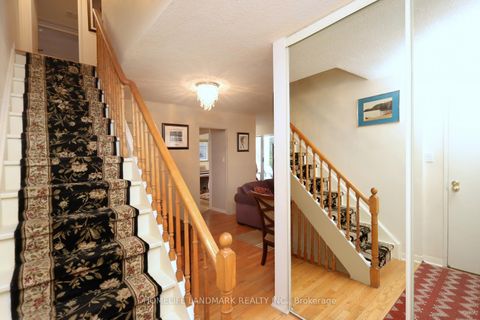 Photo 7 at 136 - 1300 Marlborough Court, FA Falgarwood, Oakville