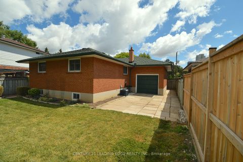 Photo 6 at 84 Allanford Road, Sullivan, Toronto
