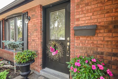 Photo 1 at 49 Ridgeway Avenue, Allandale Heights, Barrie