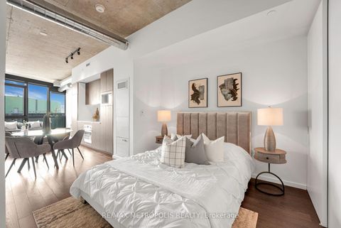 Photo 16 at 1213 - 21 Lawren Harris Square, Waterfront Communities C8, Toronto