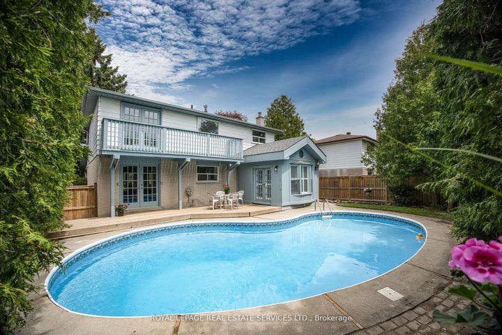 Photo 5 at 198 Romfield Circuit, Royal Orchard, Markham