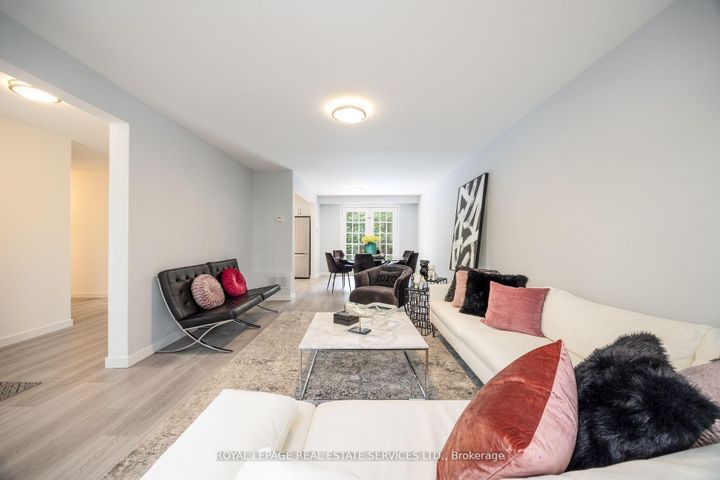 Photo 9 at 198 Romfield Circuit, Royal Orchard, Markham