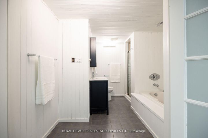 Photo 47 at 198 Romfield Circuit, Royal Orchard, Markham