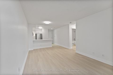 Photo 3 at 311 - 5 Northtown Way, Willowdale East, Toronto