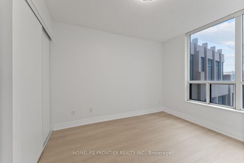 Photo 5 at 311 - 5 Northtown Way, Willowdale East, Toronto