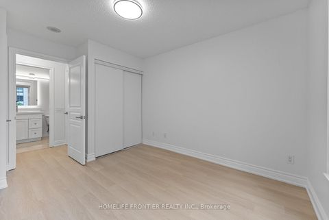 Photo 7 at 311 - 5 Northtown Way, Willowdale East, Toronto