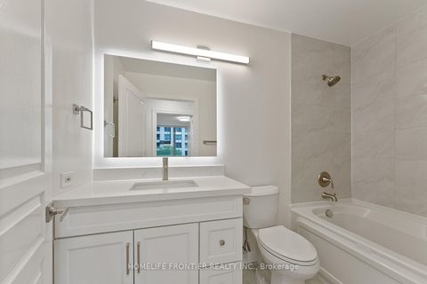 Photo 9 at 311 - 5 Northtown Way, Willowdale East, Toronto