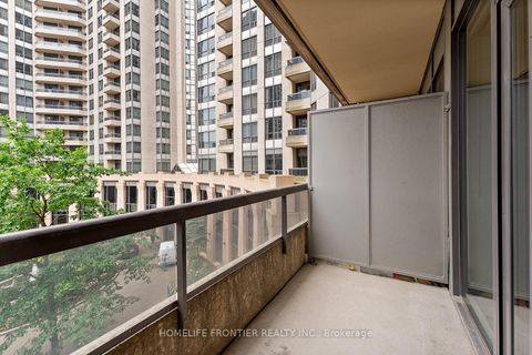 Photo 11 at 311 - 5 Northtown Way, Willowdale East, Toronto