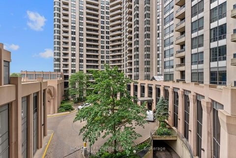 Photo 13 at 311 - 5 Northtown Way, Willowdale East, Toronto