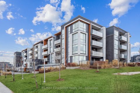 Photo 0 at 309 - 3028 CREEKSHORE COMMON, GO Glenorchy, Oakville