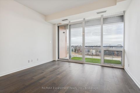 Photo 6 at 309 - 3028 CREEKSHORE COMMON, GO Glenorchy, Oakville