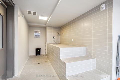 Photo 34 at 309 - 3028 CREEKSHORE COMMON, GO Glenorchy, Oakville