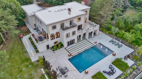 Photo 1 at 59 Macamo Court, Rural Vaughan, Vaughan