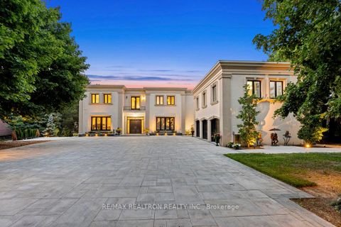 Photo 9 at 59 Macamo Court, Rural Vaughan, Vaughan