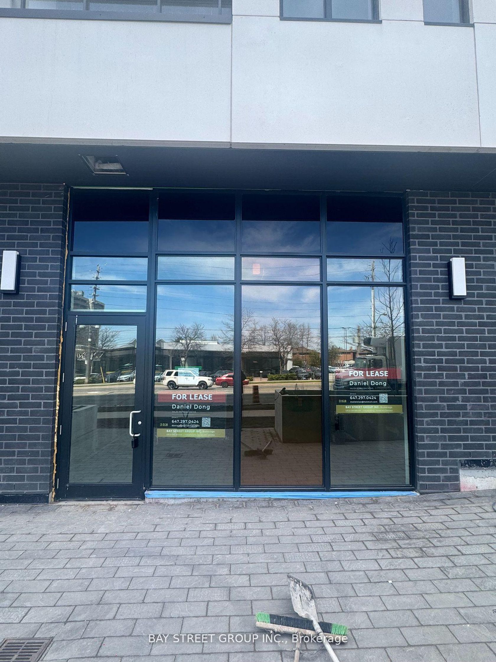 R-03 - 3435 Sheppard Avenue E, Sullivan, Toronto photo number 2