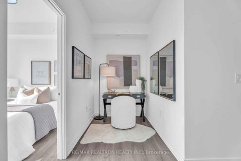 Photo 8 at 801 - 10 De Boers Drive, York University Heights, Toronto
