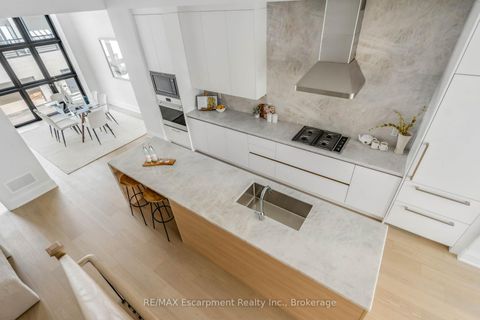 Photo 11 at 5 - 138 East Street, BR Bronte, Oakville