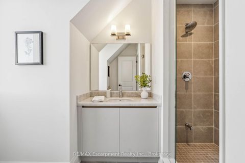 Photo 18 at 5 - 138 East Street, BR Bronte, Oakville
