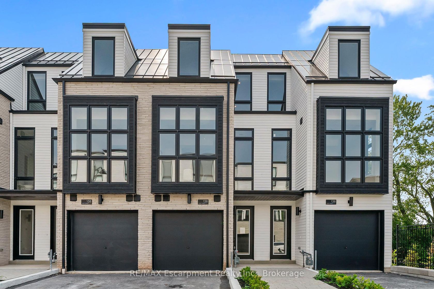 5 - 138 East Street, BR Bronte, Oakville 