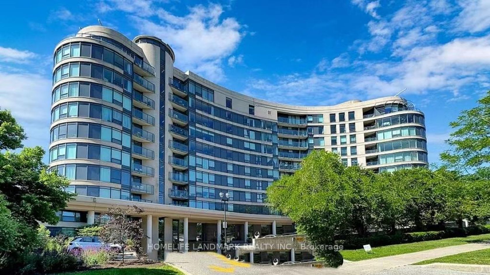 1002 - 18 Valley Woods Road, Donalda, Toronto 