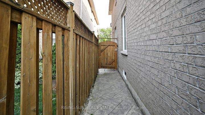 Photo 35 at 15 Mario Street, Bram East, Brampton