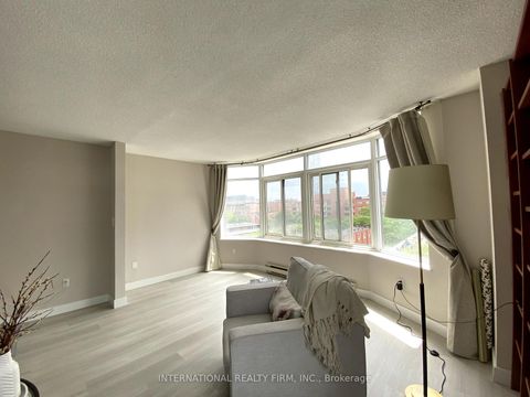 Photo 3 at 605 - 135 George Street S, Waterfront Communities C8, Toronto Photo 3 at 605 - 135 George Street S, Waterfront Communities C8, Toronto