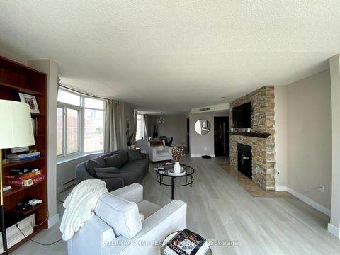 Photo 5 at 605 - 135 George Street S, Waterfront Communities C8, Toronto Photo 5 at 605 - 135 George Street S, Waterfront Communities C8, Toronto