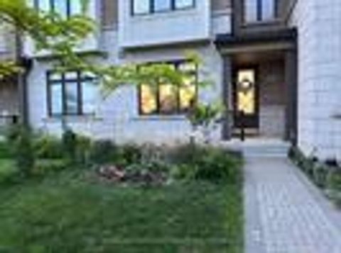 Photo 2 at 1178 Wellington Street E, Bayview Northeast, Aurora