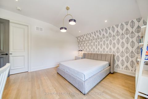 Photo 25 at 15 Ames Circle, Don Mills, Toronto