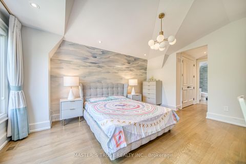Photo 28 at 15 Ames Circle, Don Mills, Toronto