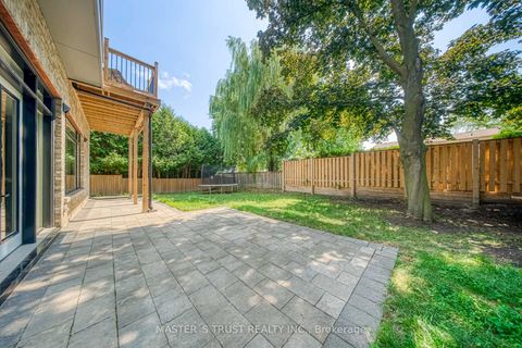 Photo 39 at 15 Ames Circle, Don Mills, Toronto
