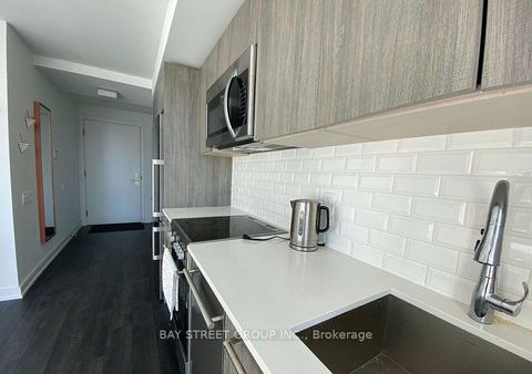 Photo 4 at 2601 - 28 Wellesley Street E, Yonge Corridor, Toronto