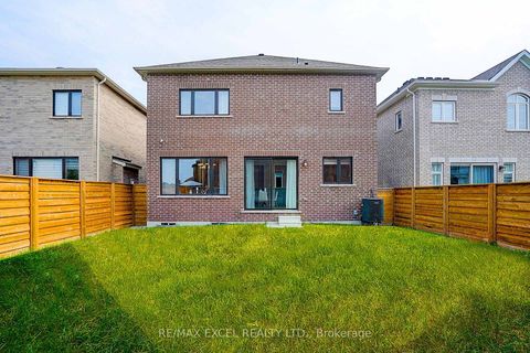 Photo 49 at 137 Pine Hill Crescent, Aurora Estates, Aurora