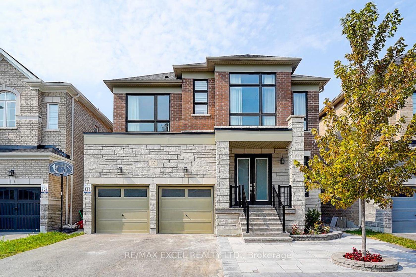 137 Pine Hill Crescent, Aurora Estates, Aurora 
