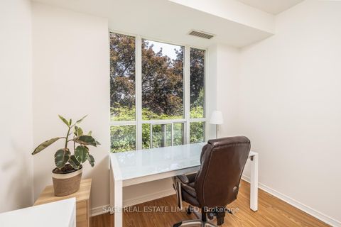 Photo 7 at 212 - 485 Rosewell Avenue, Lawrence Park South, Toronto
