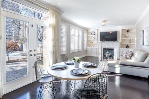 Photo 11 at 418 Queen Mary Drive, CO Central, Oakville